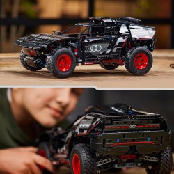 LEGO Technic 42160 Audi RS Q e-tron