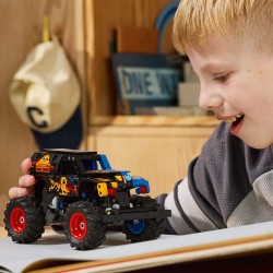 LEGO Monster Jam™ Grave Digger™ Fire and Ice