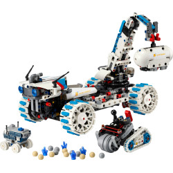 LEGO® Technic 42211 Lunar Outpost Mondrover-Raumfahrzeug
